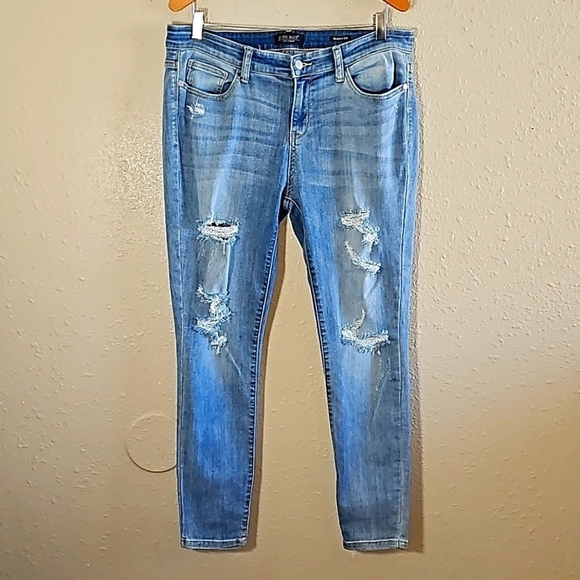Judy Blue Light Blue Skinny Fit Jeans - Picture 1 of 8